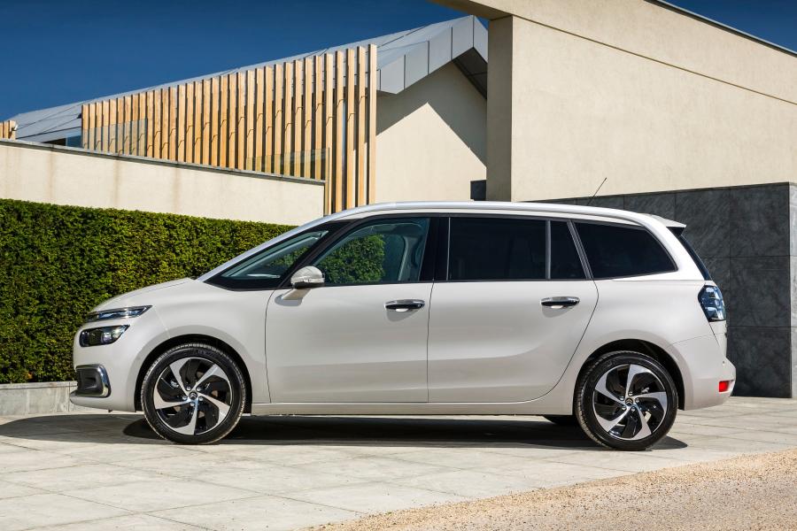  Citroen Grand C4 Picasso 2016 года  (UK) (фото 23 из 31)
